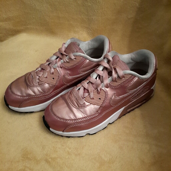 nike air max metallic rose gold